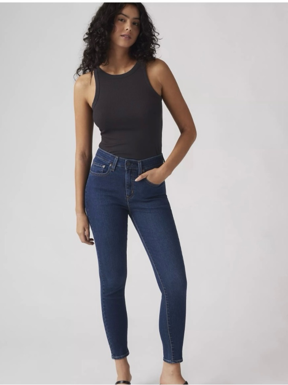 Levi's Women's Skinny Jeans in Dark Blue Wash